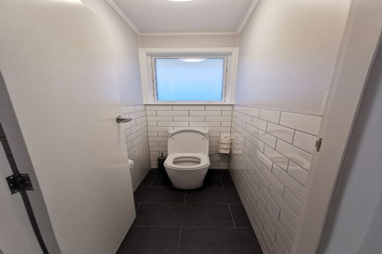 Photo of property in 68 Mark Avenue, Paparangi, Wellington, 6037