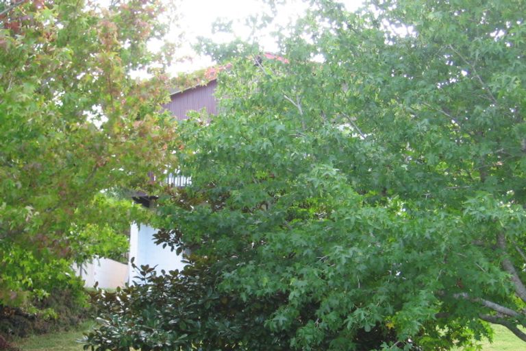 Photo of property in 2/43 Nigel Road, Browns Bay, Auckland, 0630