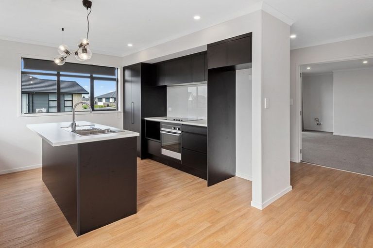 Photo of property in 15 Ohau Crescent, Tikipunga, Whangarei, 0112