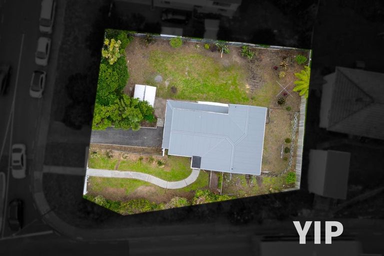 Photo of property in 2 Ironside Road, Johnsonville, Wellington, 6037