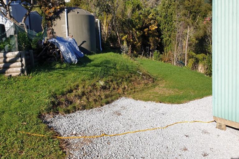 Photo of property in 36 Nyhane Drive, Ligar Bay, Takaka, 7183