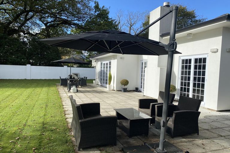 Photo of property in 2 Blundell Way, Heretaunga, Upper Hutt, 5018