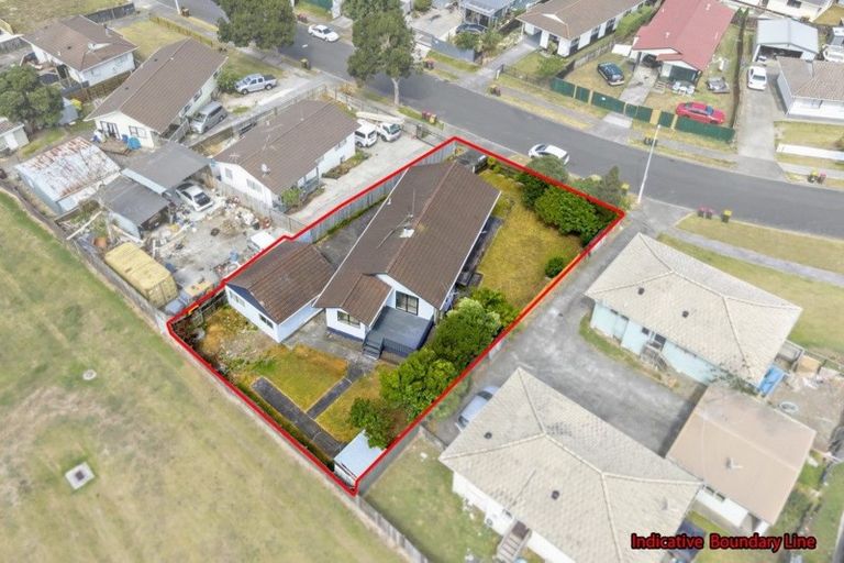 Photo of property in 26 Secretariat Place, Randwick Park, Auckland, 2105