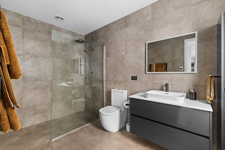 Photo of property in 143 Arataki Road, Havelock North, 4130