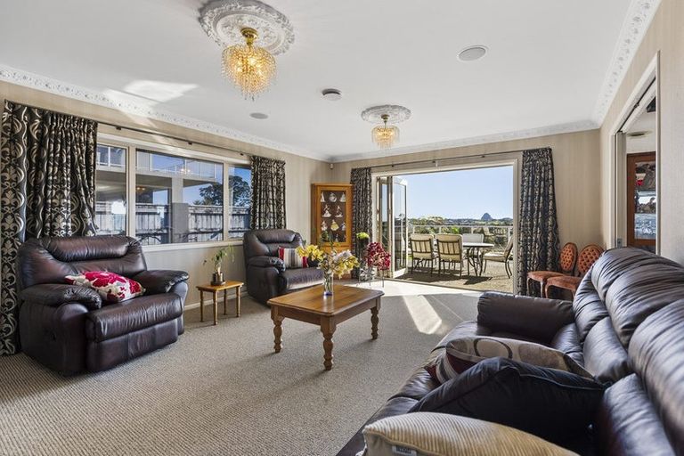 Photo of property in 9a Manukaka Heights, Hurdon, New Plymouth, 4310