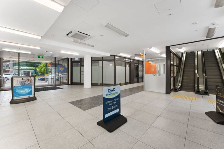 Photo of property in Twin Towers, 604/17 Putney Way, Manukau, Auckland, 2104