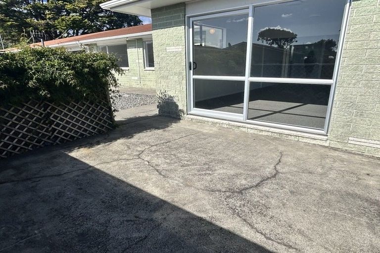 Photo of property in 16 Nola Avenue, Raumati Beach, Paraparaumu, 5032