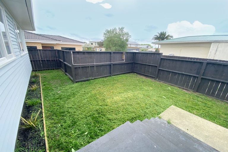 Photo of property in 150 Hepburn Road, Glendene, Auckland, 0602
