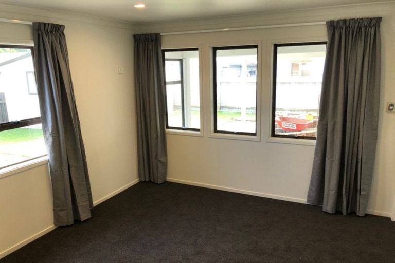 Photo of property in 14 Ngarimu Street, Havelock North, 4130