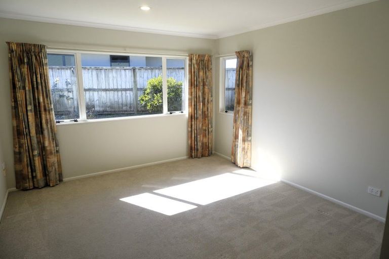 Photo of property in 33 Acacia Bay Road, Nukuhau, Taupo, 3330
