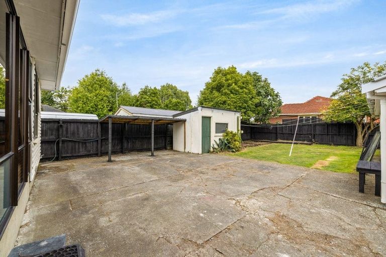 Photo of property in 35 Balrudry Street, Avonhead, Christchurch, 8042