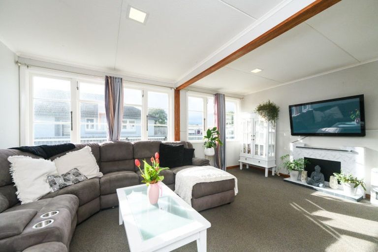 Photo of property in 110 Limbrick Street, Terrace End, Palmerston North, 4410