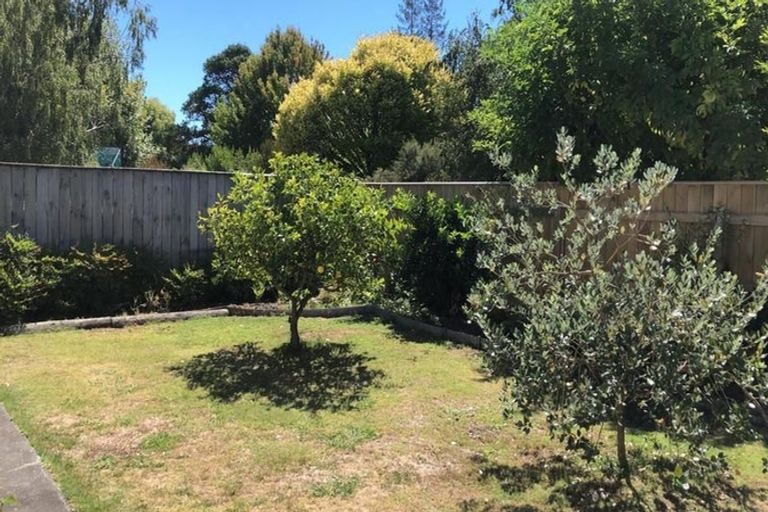 Photo of property in 8 Mangarau Crescent, Havelock North, 4130