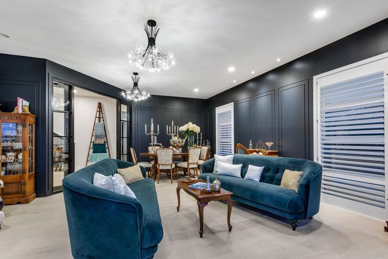 Photo of property in 13 Waitemata Drive, One Tree Point, 0118