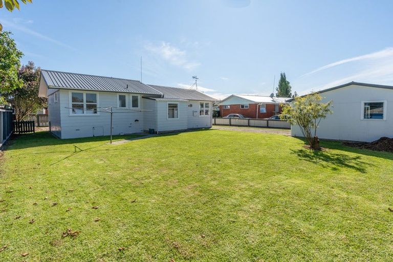 Photo of property in 17 Fitzroy Avenue, Fitzroy, Hamilton, 3206