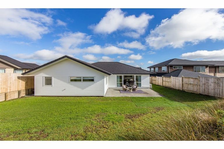 Photo of property in 162 Wainui Road, Silverdale, 0932