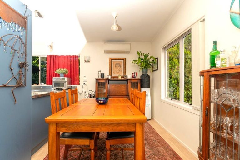 Photo of property in 57 Knights Road, Rothesay Bay, Auckland, 0630