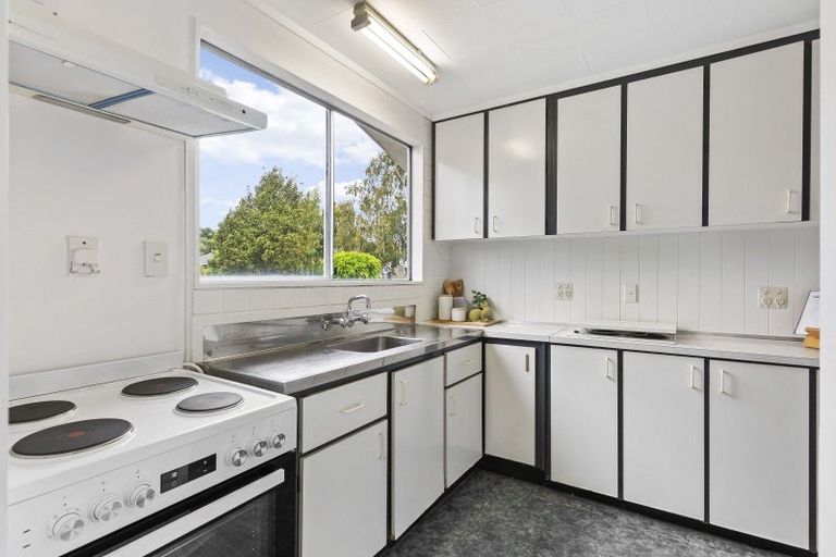 Photo of property in 27a Shanly Street, Brown Owl, Upper Hutt, 5018