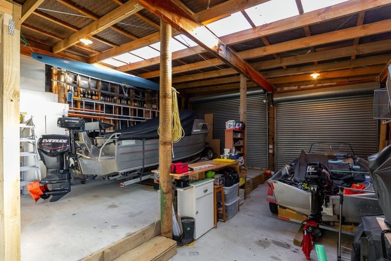 Photo of property in 313 Port Underwood Road, Whatamango Bay, Picton, 7281