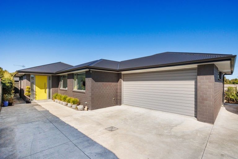 Photo of property in 27 Poole Street, Feilding, 4702