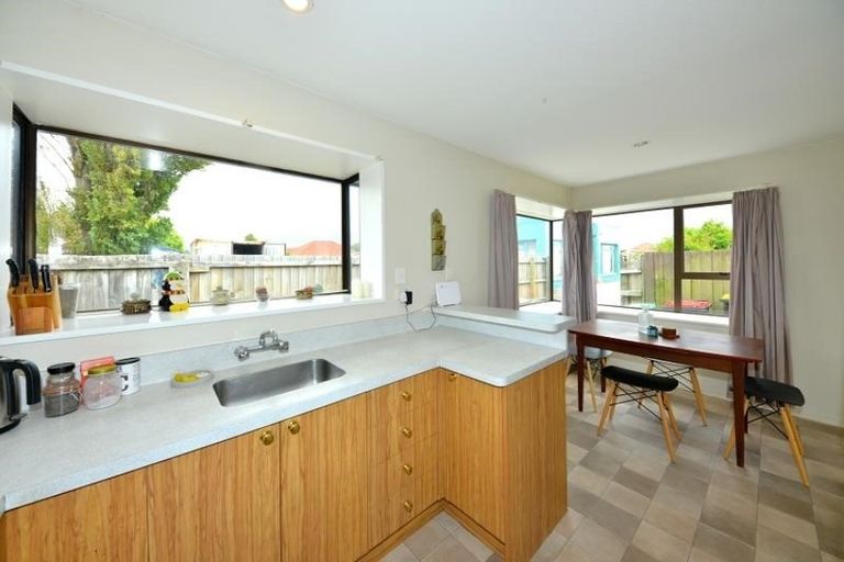 Photo of property in 370b Pages Road, Aranui, Christchurch, 8061