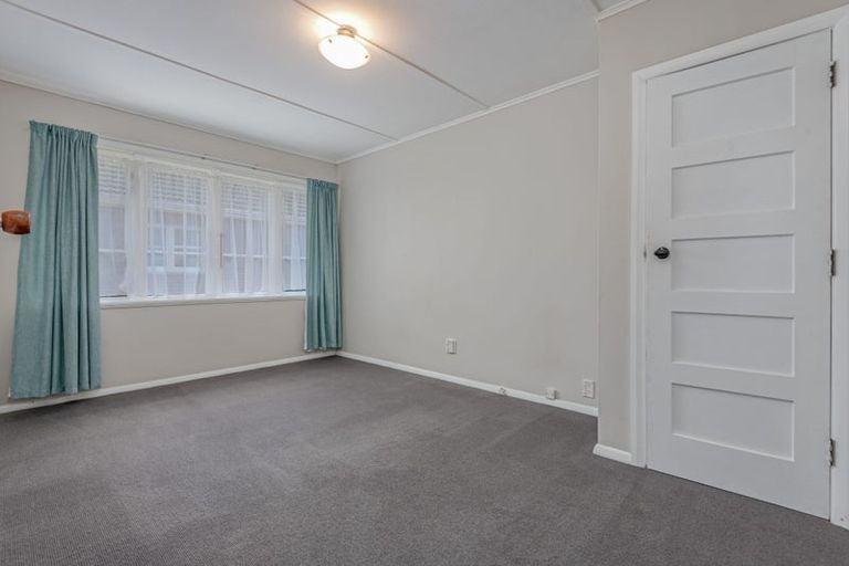 Photo of property in 41 Rangiora Avenue, Roslyn, Palmerston North, 4414
