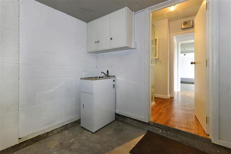 Photo of property in 1/2 Quinns Road, Shirley, Christchurch, 8013