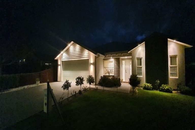 Photo of property in 24 Hyde Place, Halswell, Christchurch, 8025