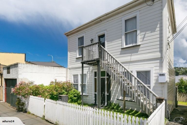 Photo of property in 212 Rintoul Street, Berhampore, Wellington, 6023