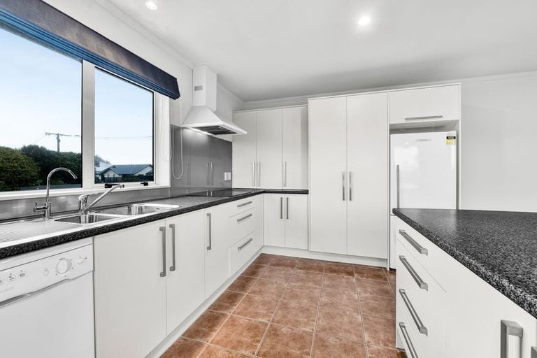 Photo of property in 20 Erin Street, Hawera, 4610