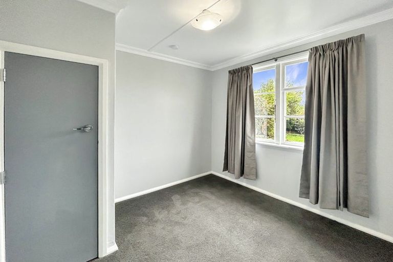 Photo of property in 19 College Street, Awapuni, Palmerston North, 4412