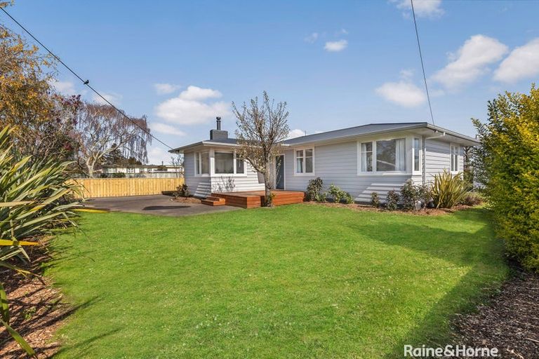 Photo of property in 3 Frederick Street, Carterton, 5713