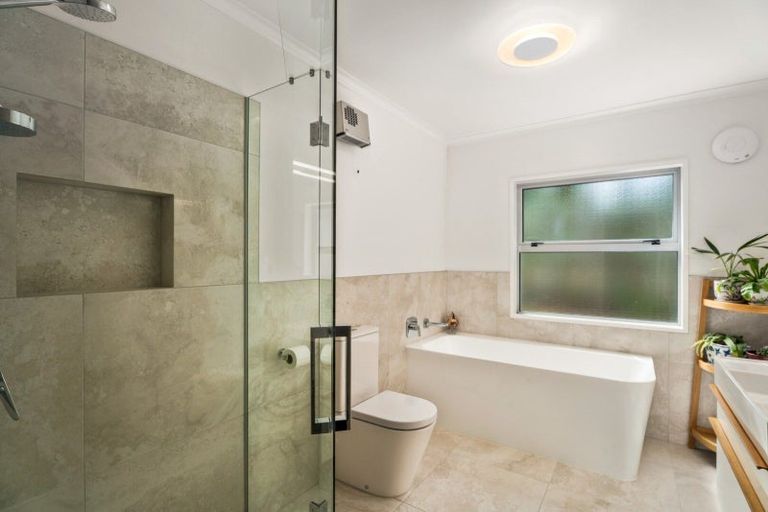 Photo of property in 115 Kings Drive, Wanaka, 9305