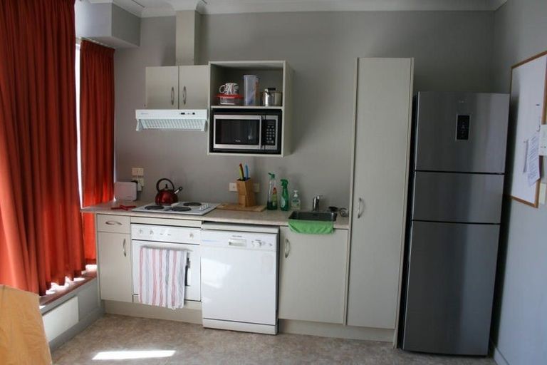 Photo of property in Mclean Towers, 3ge Shakespeare Road, Napier South, Napier, 4110