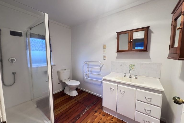 Photo of property in 1/16 Alma Road, Milford, Auckland, 0620