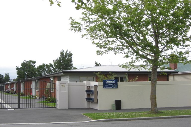 Photo of property in 8/25 Tilford Street, Woolston, Christchurch, 8062