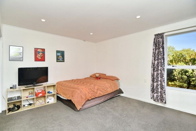 Photo of property in 46 Radiata Avenue, Parklands, Christchurch, 8083