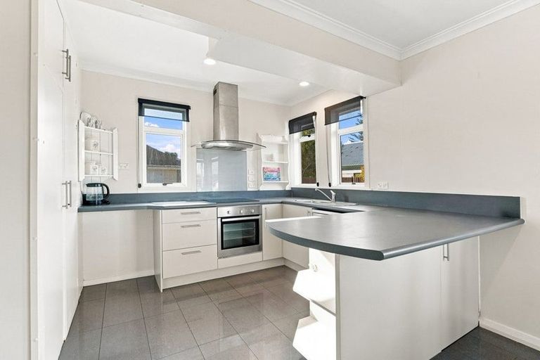 Photo of property in 44 Gonville Avenue, Gonville, Whanganui, 4501
