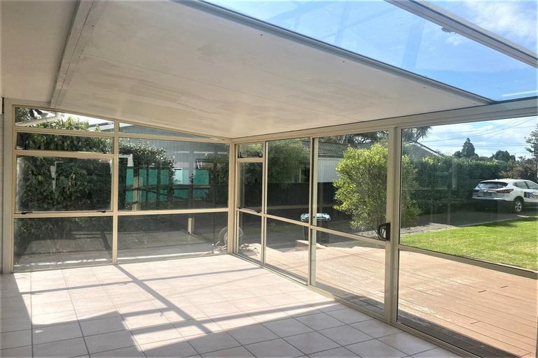 Photo of property in 382 Te Moana Road, Waikanae, 5036