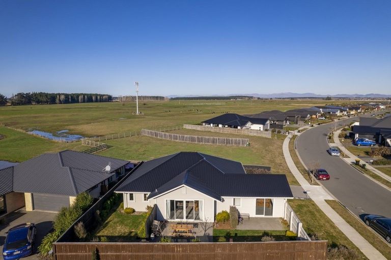 Photo of property in 40 Sutherland Drive, Kaiapoi, 7630