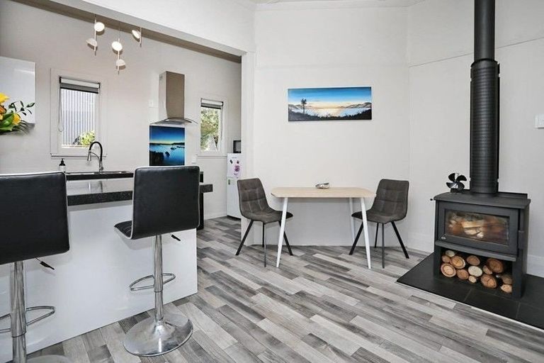 Photo of property in 2 Foyle Street, Bluff, 9814