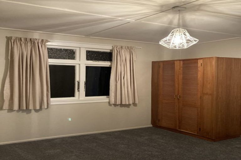 Photo of property in 32 Balfour Street, Mornington, Wellington, 6021