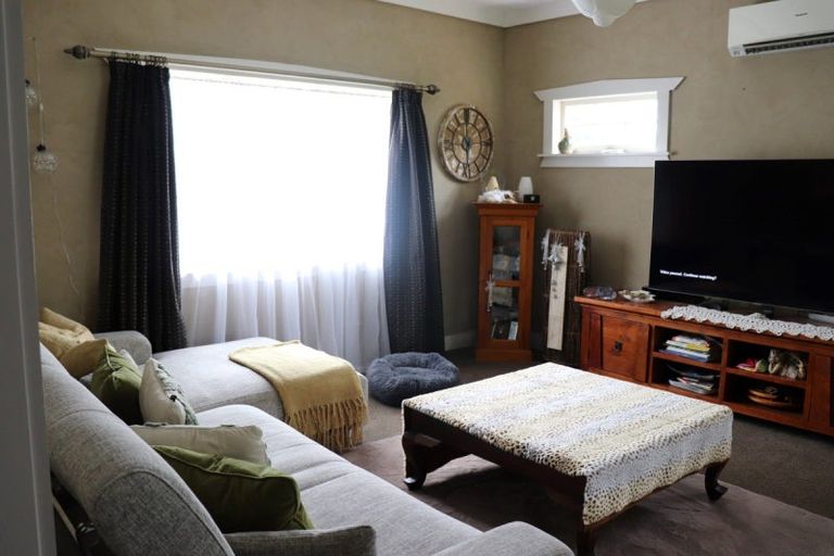 Photo of property in 190 Great South Road, Huntly, 3700