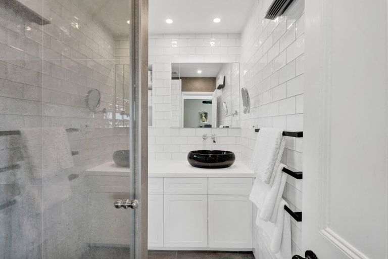 Photo of property in 89 Pendarves Street, New Plymouth, 4310