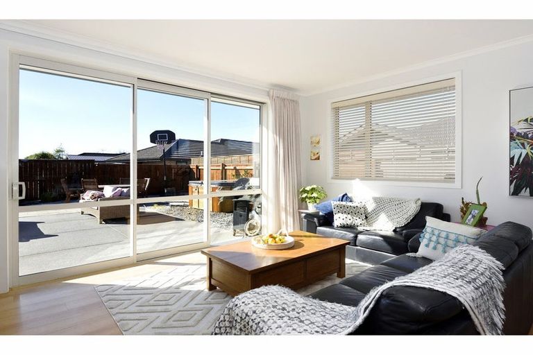 Photo of property in 8 Reserve Lane, Brightwater, 7022