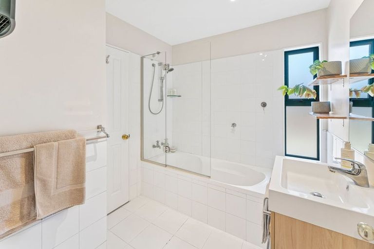 Photo of property in 15 Bird Lane, Wakefield, 7025