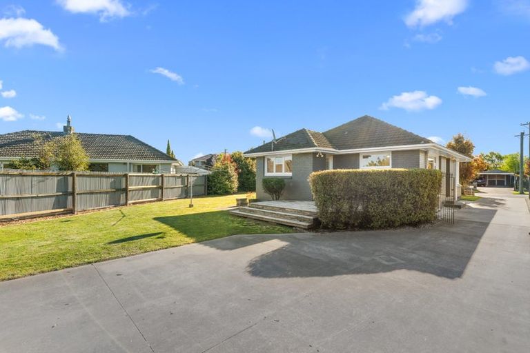 Photo of property in 12 Wilton Crescent, Bishopdale, Christchurch, 8053