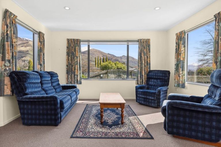 Photo of property in 26 Meadowstone Drive, Wanaka, 9305