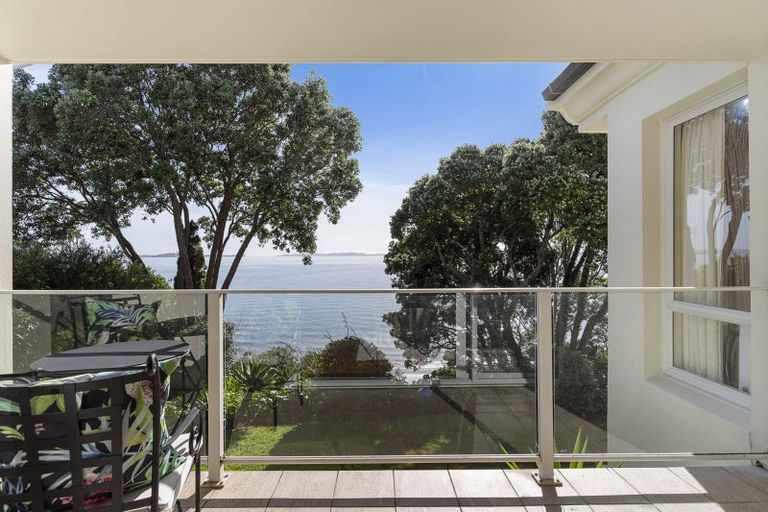 Photo of property in 155 Mellons Bay Road, Mellons Bay, Auckland, 2014