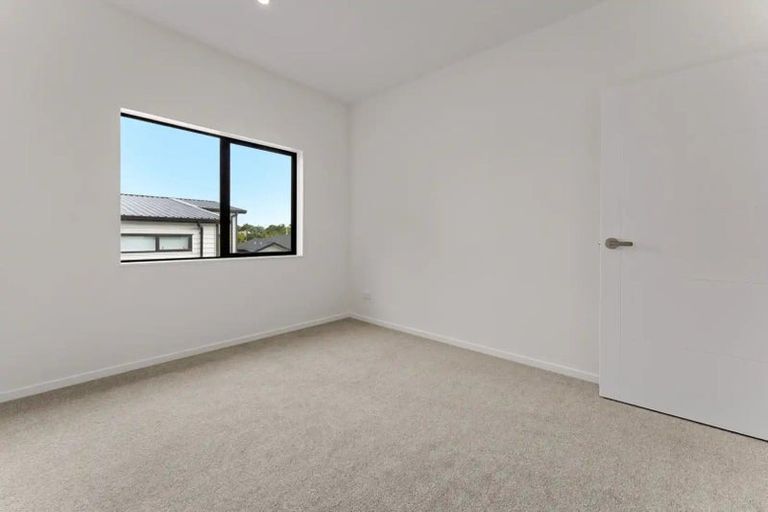 Photo of property in 19d Vida Place, Howick, Auckland, 2014